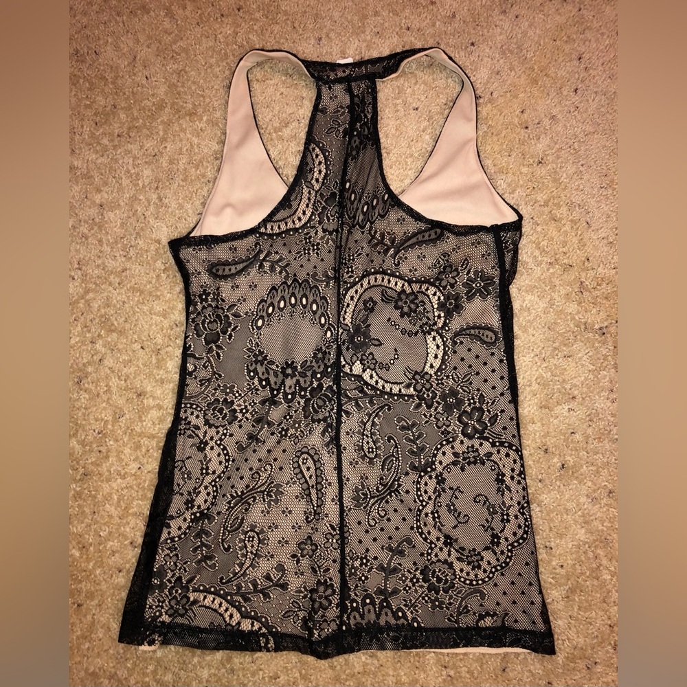 Charlotte Russe Size Medium top EUC Fully lined halter neckline. EUC - Picture 3 of 7